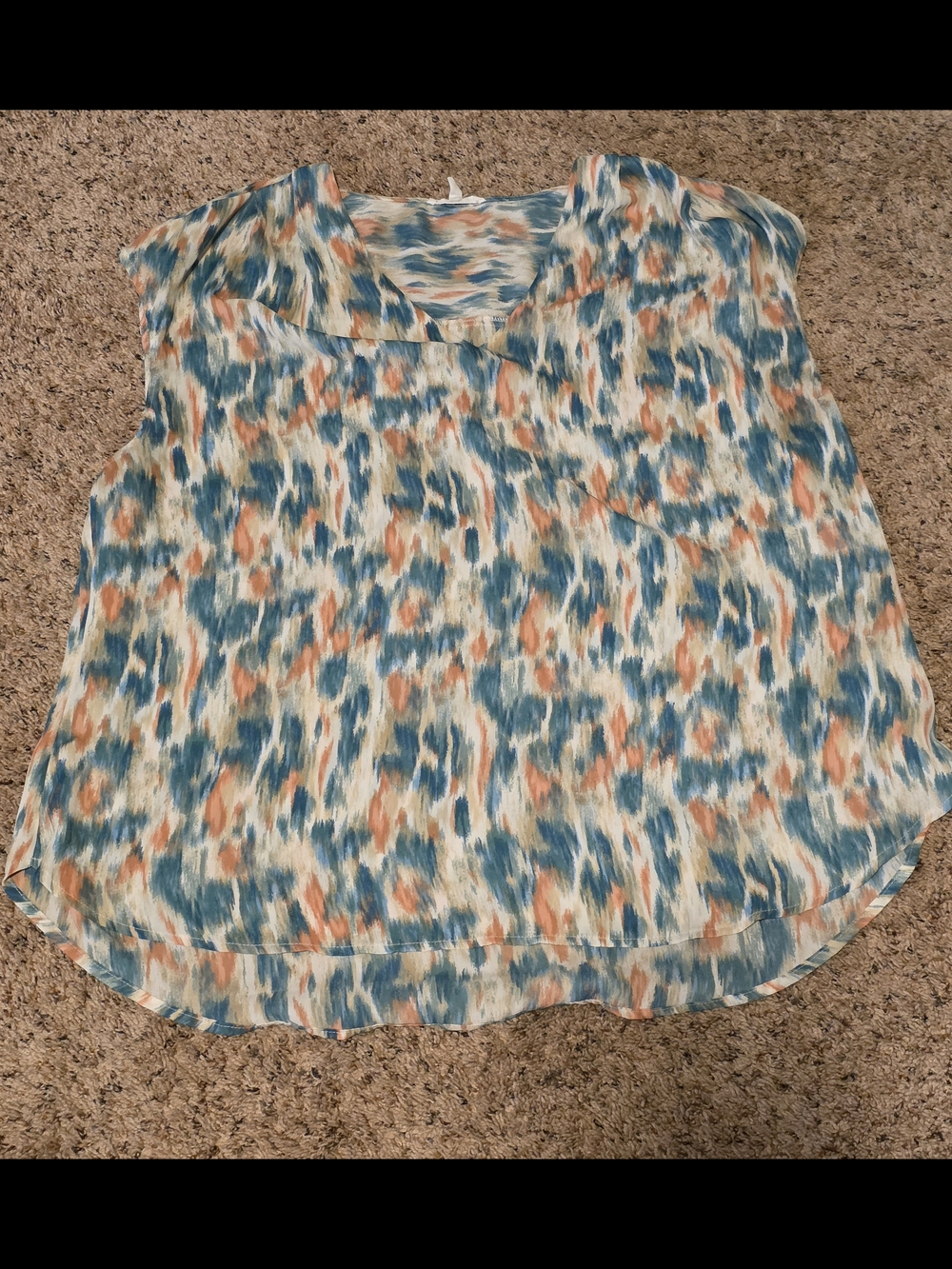 Maurices Sleeveless Printed Scoop Neck Top in Teal and Coral XL